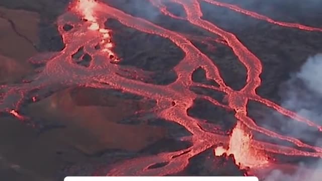 Mauna Loa continues to erupt, spewing fountains of lava