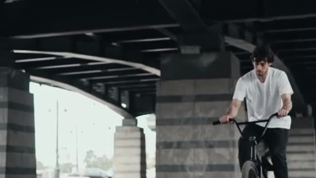 cycle stunt