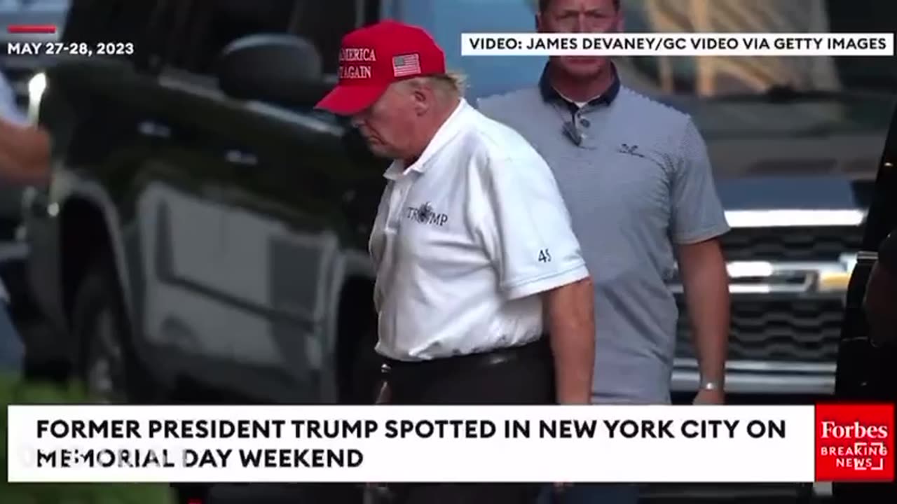 PRESIDENT TRUMP WAS GREETED WITH APPLAUSE IN NYC AS HE ARRIVED FOR MEMORIAL DAY