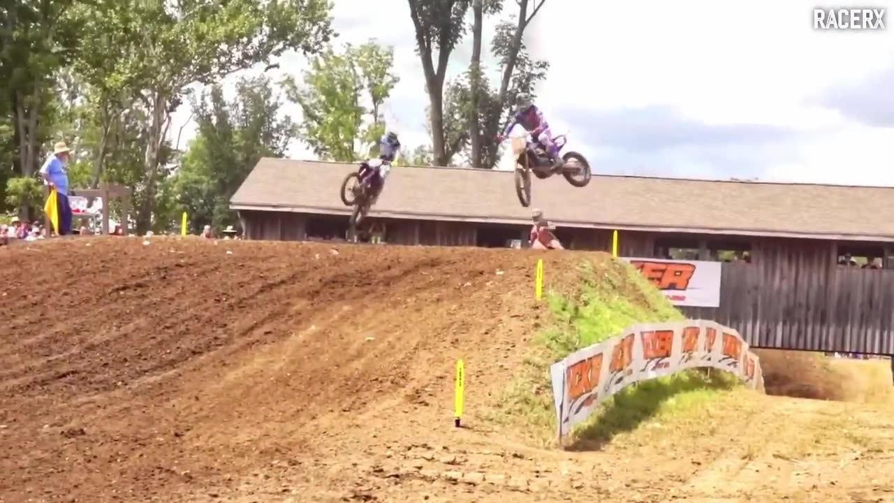 ELI TOMAC vs CHASE SEXTON