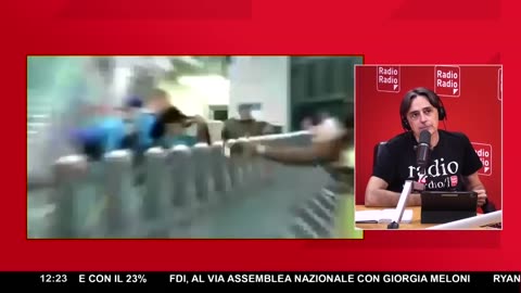 Come le aziende farmaceutiche creano nuove malattie, servizio RAI del 2005