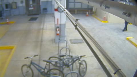 3134RHOBG2GarageEntrance_2021-01-05_06h40min00s890ms.mp4