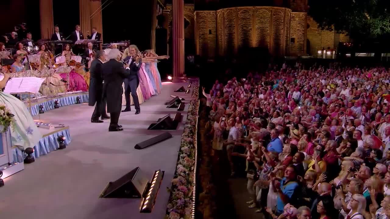 MACARENA (LOS DE RIO)