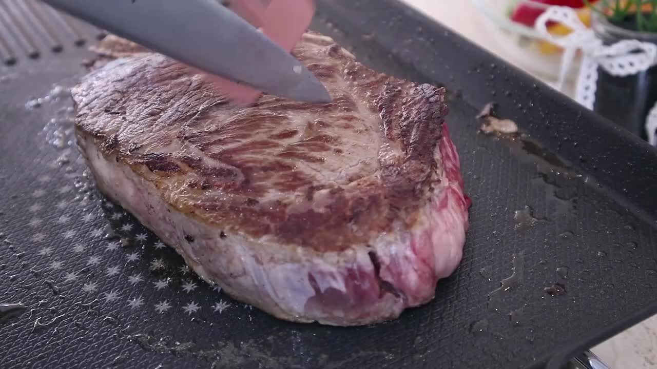 토마호크 스테이크 강아지 먹방 ASMR | 개팔자가 상팔자 dog's Tomahawk Steak mukbang