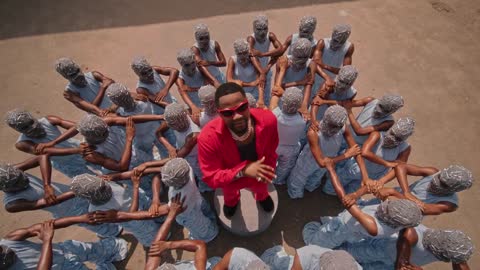 Kizz Daniel, EMPIRE - Cough (Official Video)