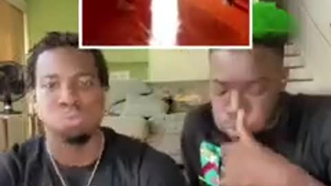 #shorts #tiktok #duet #dueto #funny #funnyvideos #funnymoments #react #reactionvids #laugh