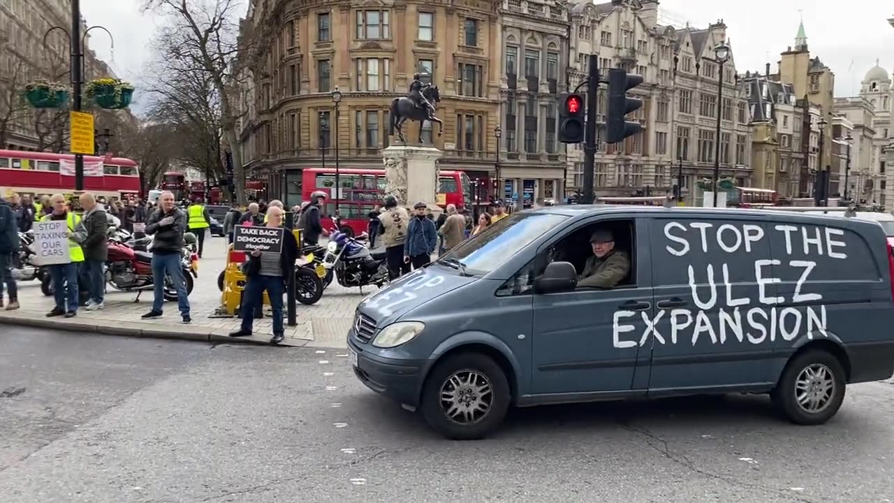 Stop the ULEZ expansion protests happening in London.