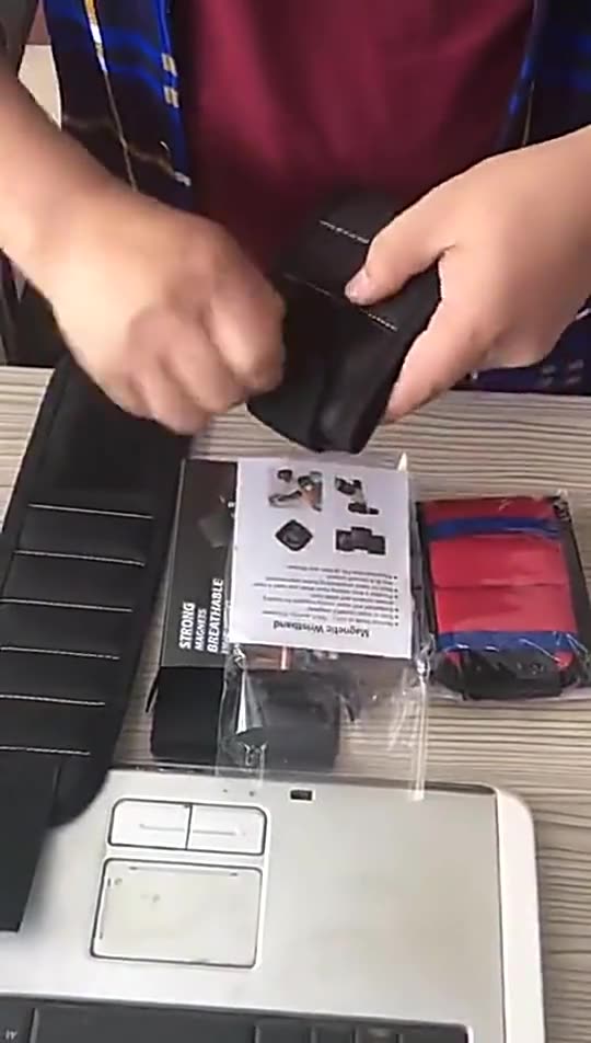 Magnetic Wrist Support Band with Strong Magnets