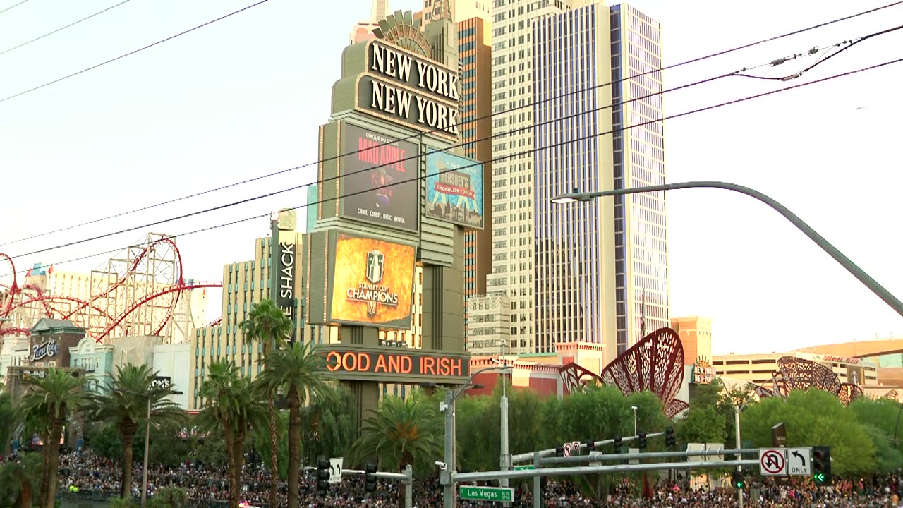 Hundreds of thousands of fans attended Golden Knights parade