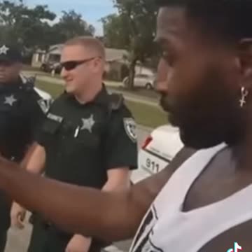 Jogger "DETAINED" by police for "MATCHING DESCRIPTION"...your thoughts on interaction?