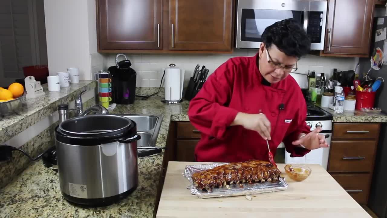 Cómo preparar deliciosas costillas de cerdo al BBQ en olla de presión - Sábados con Adriana Xpres.