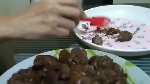 My lovely pet dog loves to eat chicken liver..Yum Yum