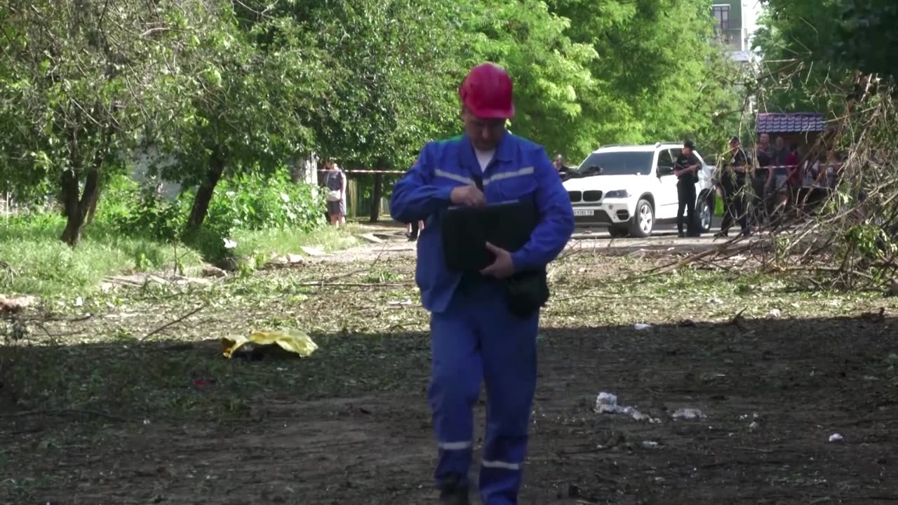 Russian strikes kill three in Odesa