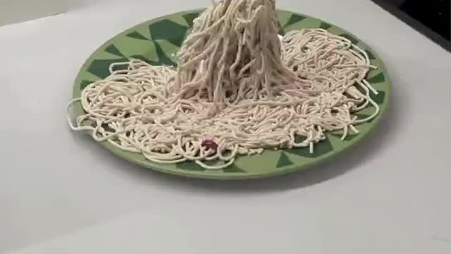 My noodles are alive OMG