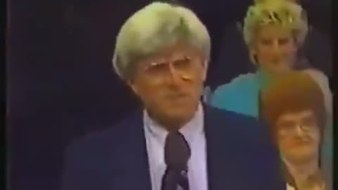 THE DONAHUE SHOW FROM 1985 - SOME DOCTORS WERE TRYING TO TELL US ABOUT VACCINES BACK THEN