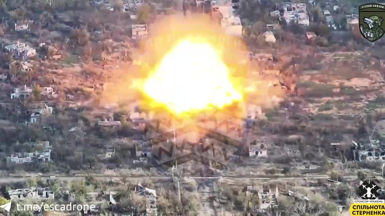 (INSANE) A Russian Irreplaceable TOS-1 Thermabaric MLRS Detonates After Ukrainian Drone Strike