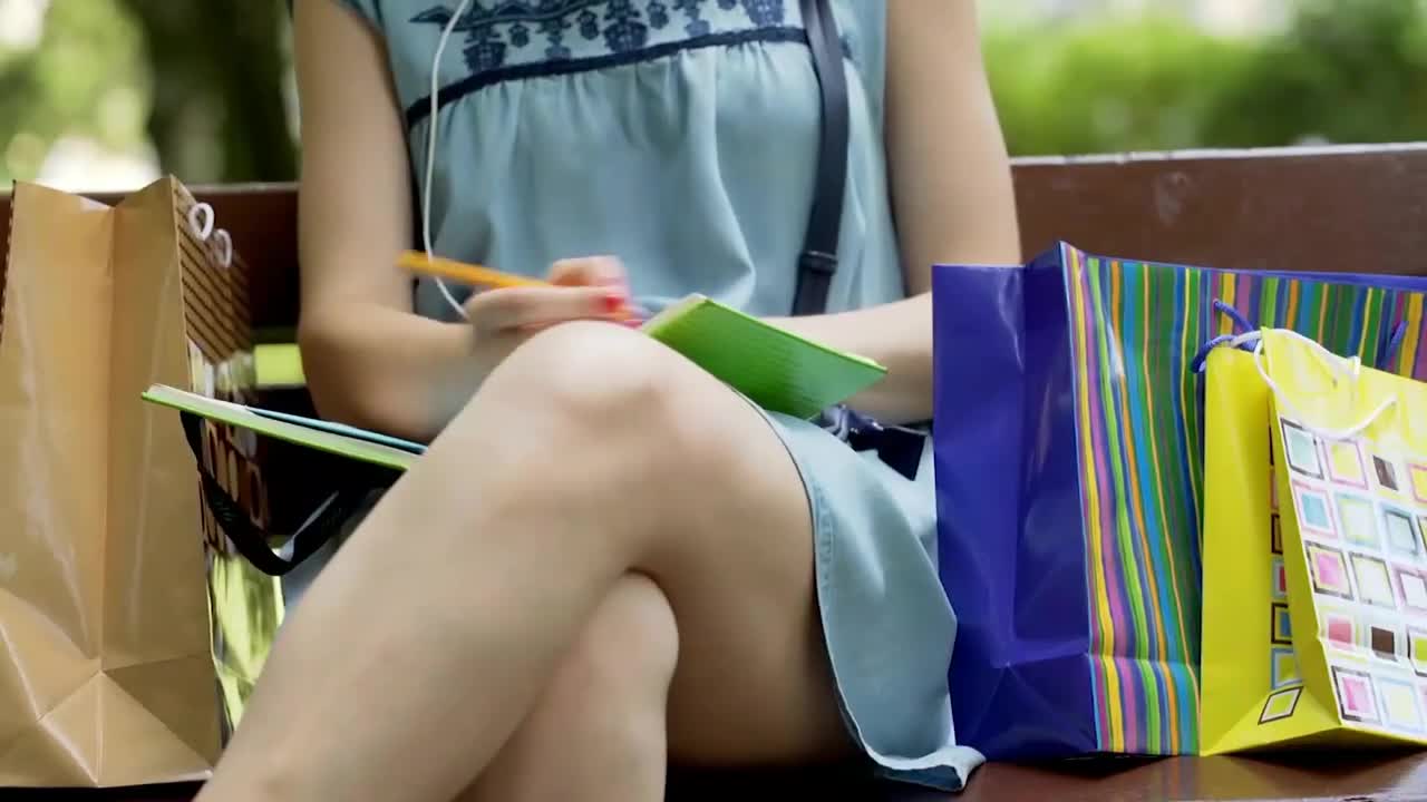 9 weird and wonderful ways to make money
