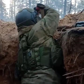 "Elite" Russian Unit Fires Blindly in the Air and Won't Leave Trenches