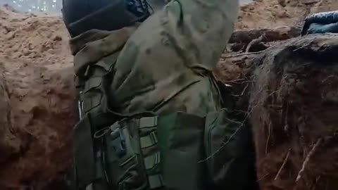 "Elite" Russian Unit Fires Blindly in the Air and Won't Leave Trenches