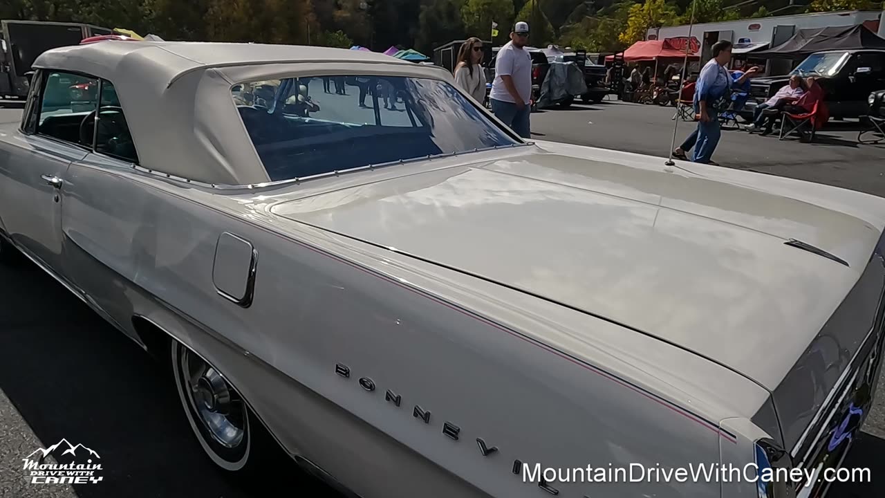 1964 Pontiac Bonneville Convertible