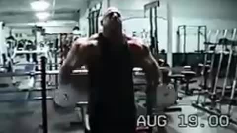 10 BODYBUILDERS WHO TOOK IT TOO FAR