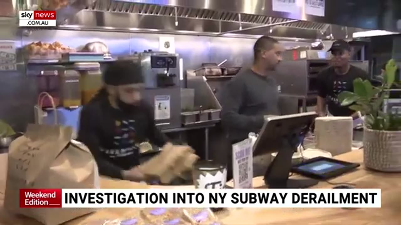 Sky News Australia - Vandals blamed for subway derailment in NY