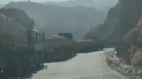 Travel Diary to Torkhum Border - Pakistan & Afghanistan