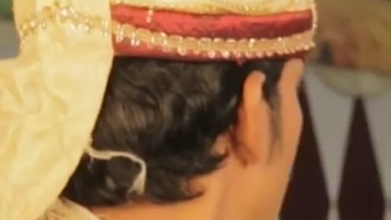 Mehroon