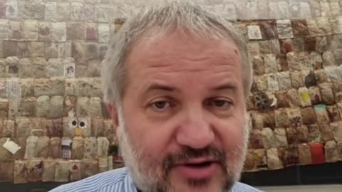 🔴 Borghi: perché, dopo la bocciatura del MES, i mercati non si sono allarmati e lo spread è sceso?