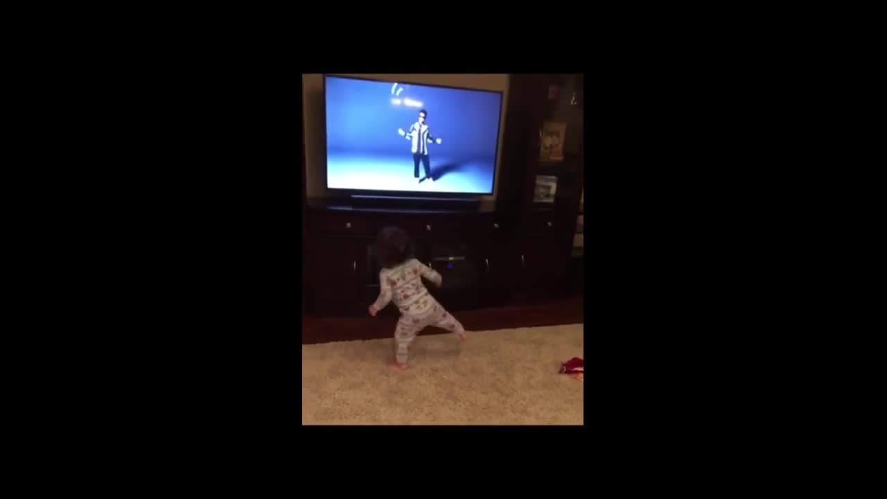 Baby comes running when his favorite song comes on