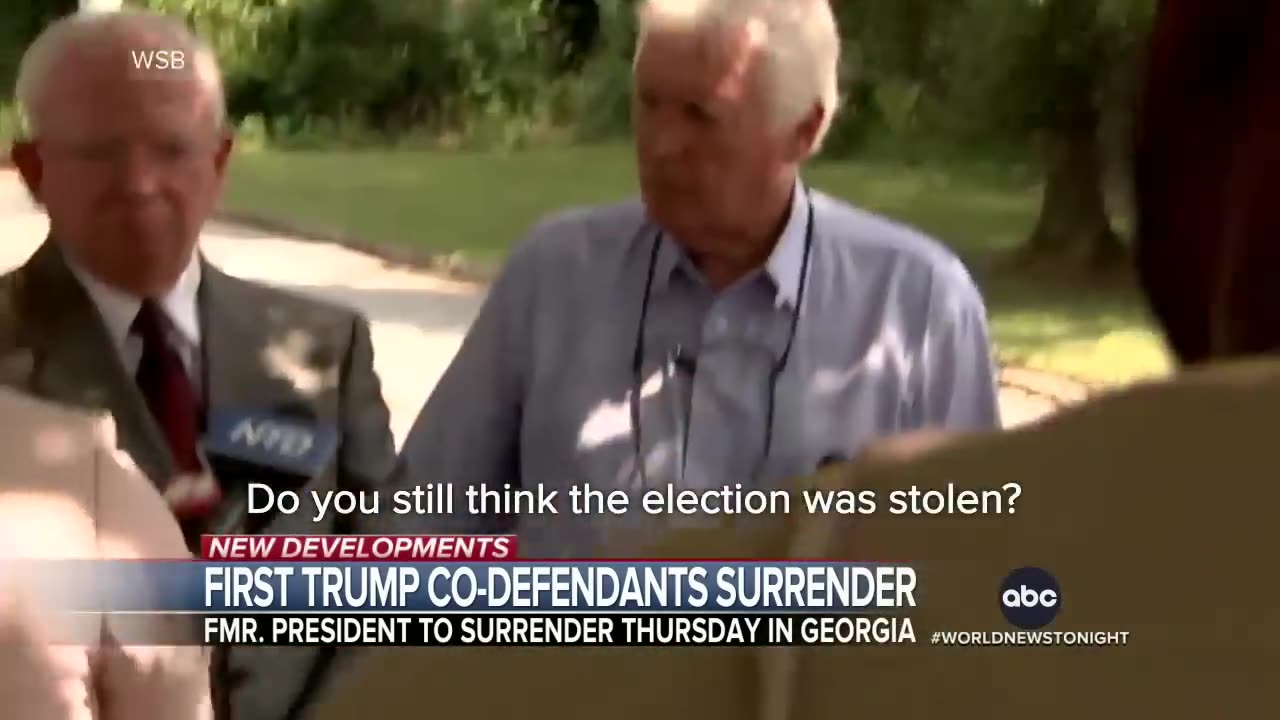 rump announces he will surrender