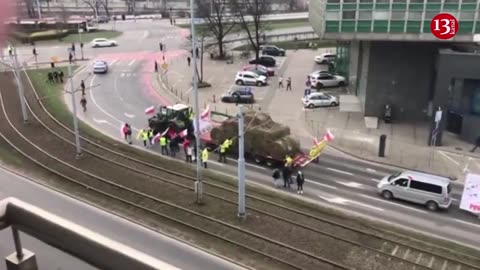 Protesting farmers blocked traffic on the Polish-Ukrainian border