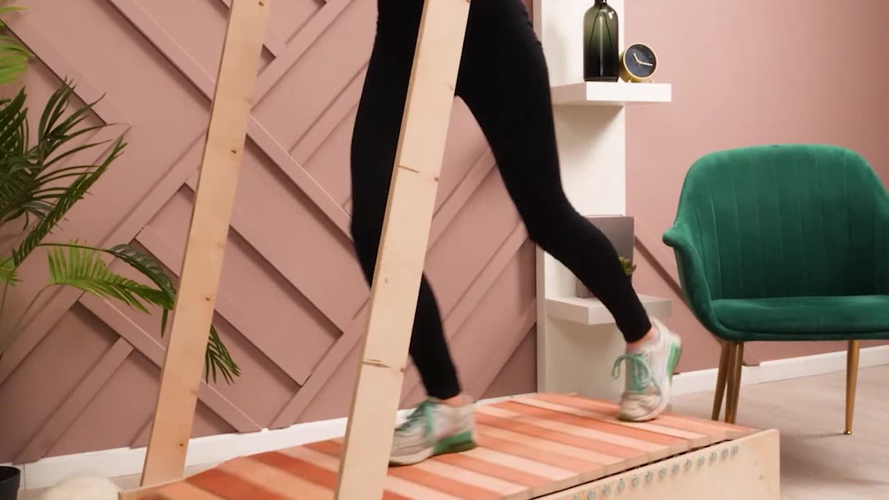 Stunning Wooden DIY Treadmill