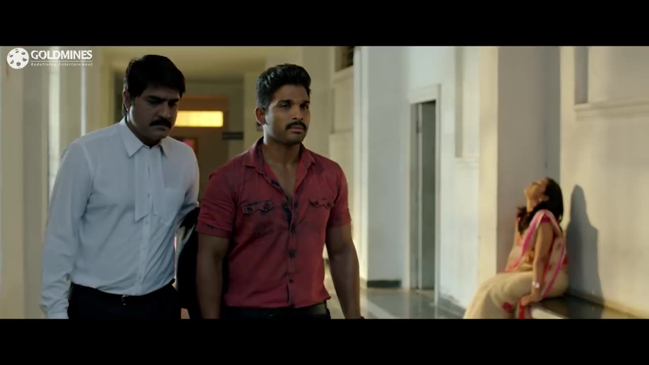 Stylish Star Allu Arjun Hindi dubbed Movie Sarrainodu HD