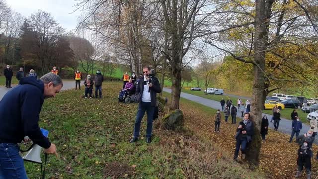 Ralf Ludwig Rede in Meschede, diesmal im Grünen