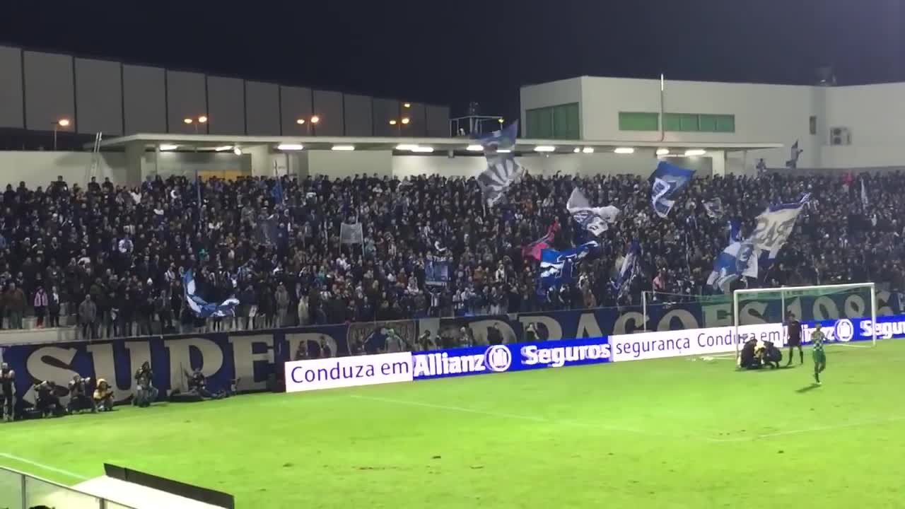Mete o Marega” é o novo cântico dos portistas
