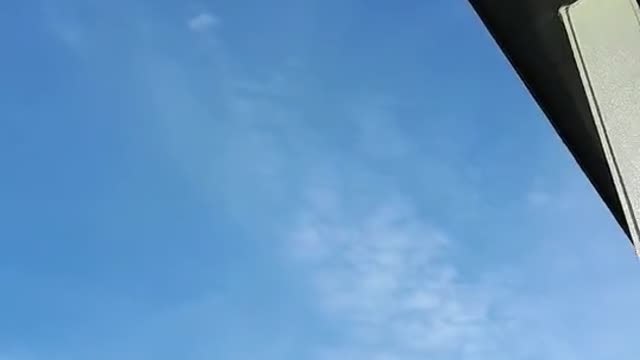 Himmel in Berlin am 8.11.2022 um 14:12 Uhr