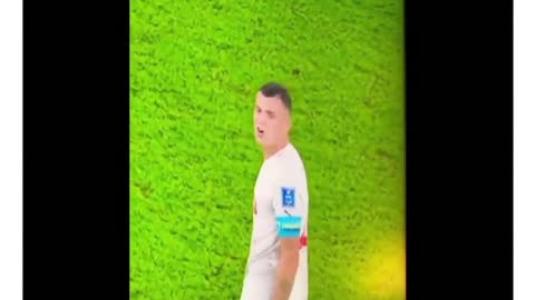 Xhaka i kthen përgjigje provokimit të lojtarit serb