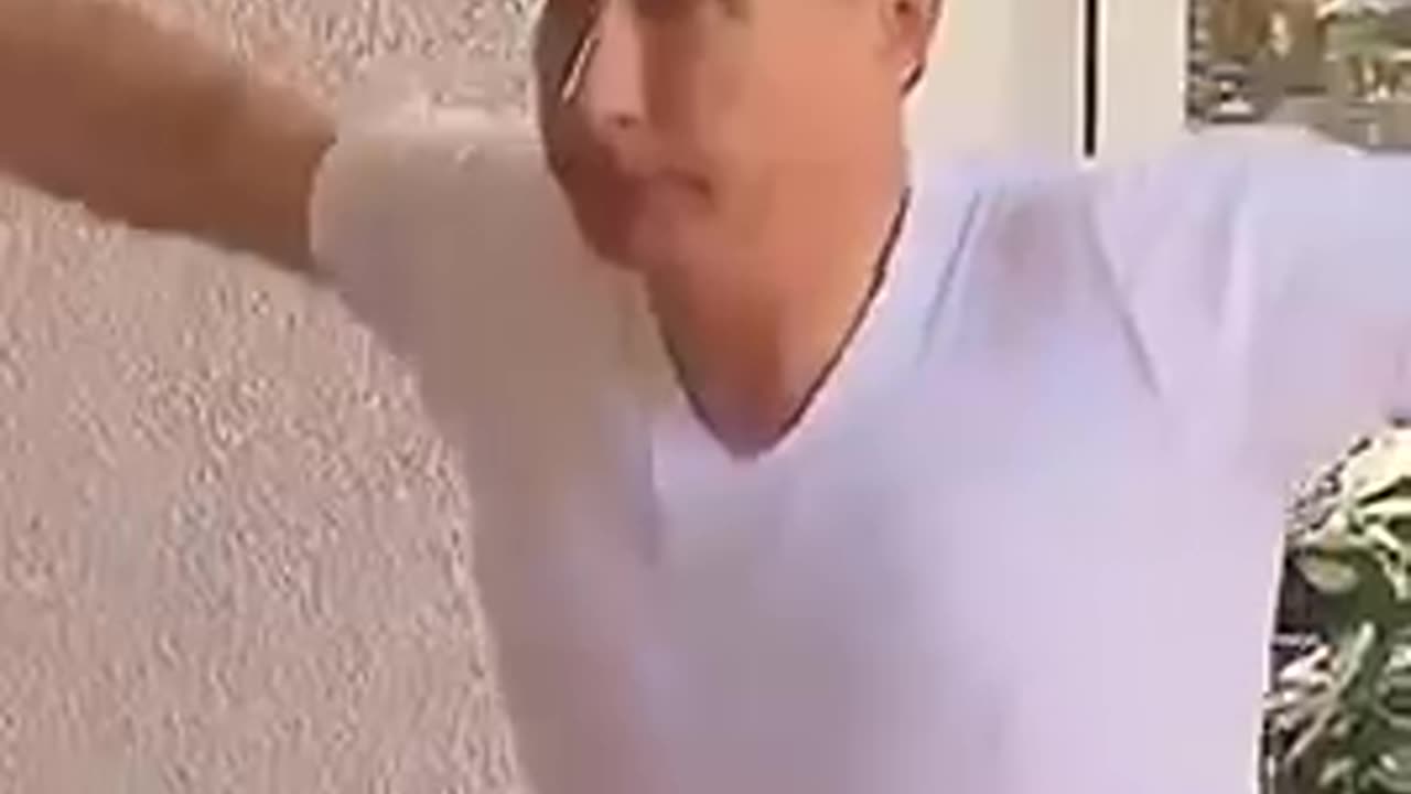 Vladimir Putin works out...