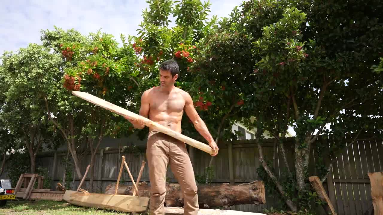 DUGOUT CANOE BUILD - Timelapse, by Outbackmike