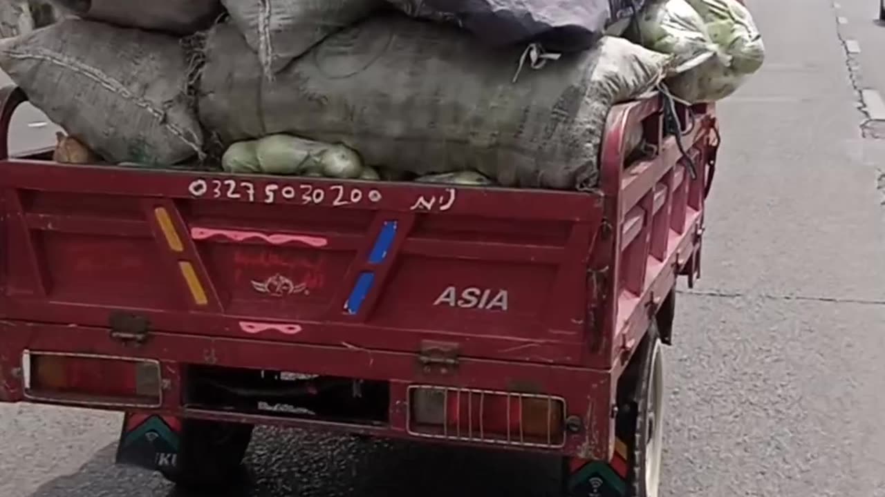 Labour life ..end must watch...https://youtube.com/@pakistanisairsapatee?si=nvpyUuMqey40qDvi