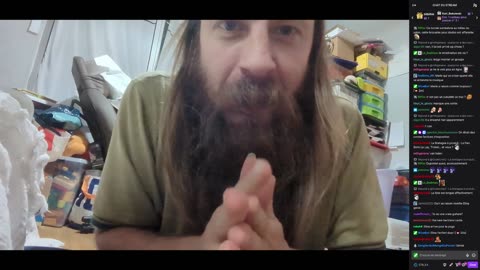 2023-03-31 (15bis.4) - Dîner seul après tout le monde - Twitch Triskelina (version avec chat)