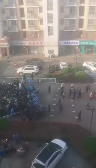 Bekjempe covid-19 tyranni