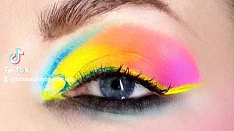 UV Eyemakeup