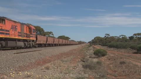 BIG trains : BIG Power : Iron ore trains in Western Australia