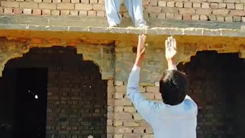 Brick roof par lay k janay ka tariqa