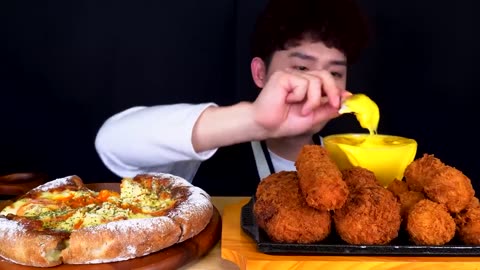 Burger teotbokki pizza with massive cheese mukbangs asmr - bongil