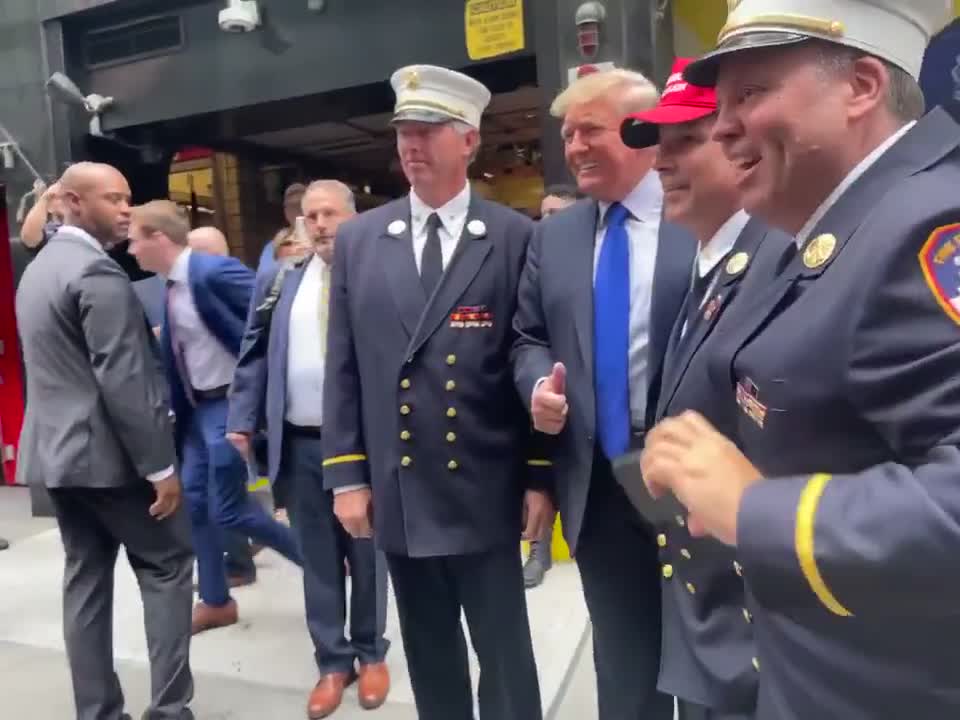 VIDEO: President Trump is welcomed to Ground Zero by First Responders