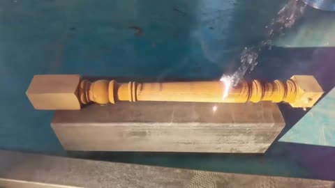 1kw laser cleaning machine cleaning wood