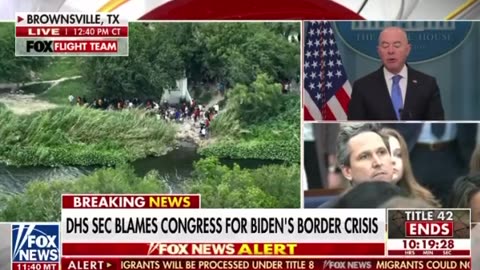 Migrants left in front of Kamala’s house 🤣